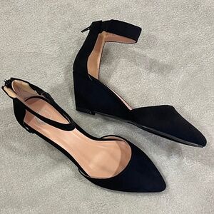 NEW Kova Black Wedge Pump Size 7